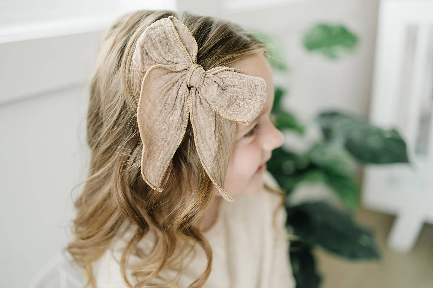 Large Gauze Linen Hair Bow: Beige