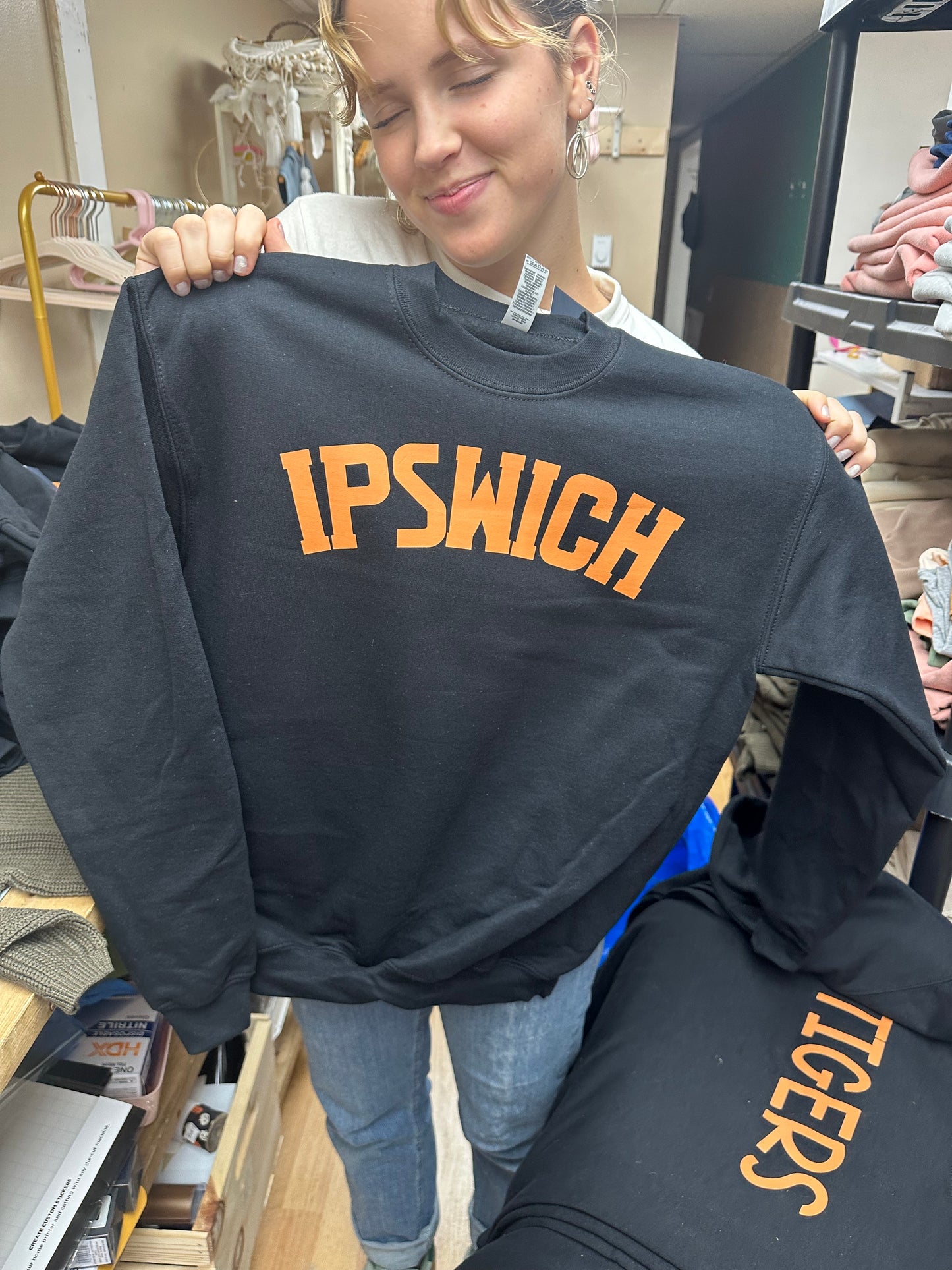 IPSWICH Crewneck Sweatshirt